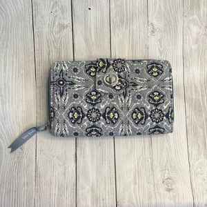 Vera Bradley Turnlock Wallet *popular plaza tile pattern*